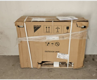 НОВА Термопомпа Daikin Altherma EBLQ05CV3, 5.0 kW-пълен комплект